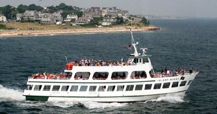 IslandQueen_Leaving_Falmouth_Harbor